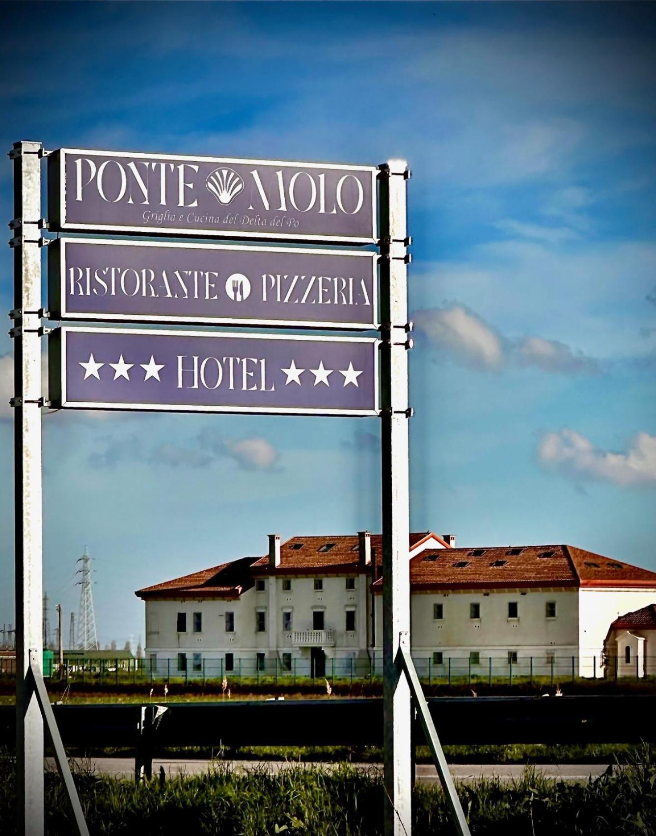 Hotel Ponte Molo Porto Tolle Exterior photo